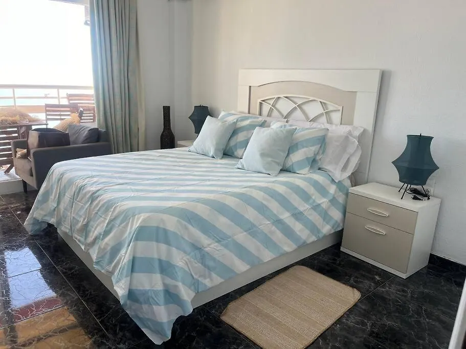Love Rent4 Malaga La Torre De La Roca 托雷莫利诺斯 0*,  西班牙