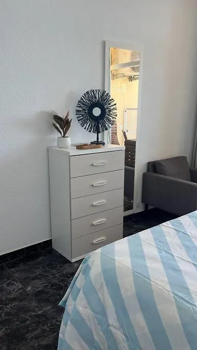 Love Rent4 Malaga La Torre De La Roca 托雷莫利诺斯